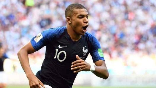 “被總統看中的男人”姆巴佩這周要來中國踢球了！