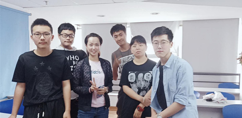 俄語初級周末班（路老師）